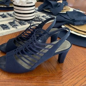 Yadira Heels